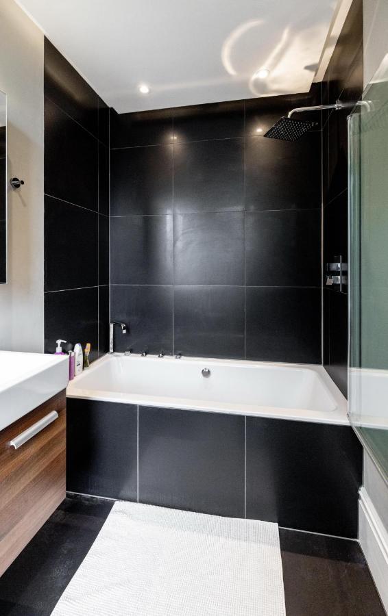 Вілла Dream House London With Gym, Cinema And Housekeeper Ілінг Екстер'єр фото